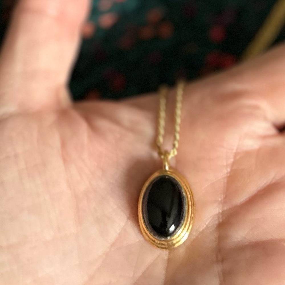 Missoma Savi Ridge Black Onyx Pendant Necklace Gold Vermeil NWOT Discontinued - Picture 15 of 16